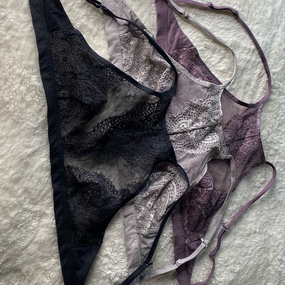 Elegant Lace Women's Intimates Set - Black and Purple